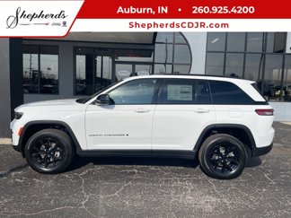 New 2025 Jeep Grand Cherokee Altitude image 1