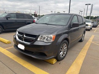 Used 2016 Dodge Grand Caravan SE image 1