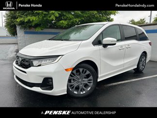 Certified 2025 Honda Odyssey Touring image 1