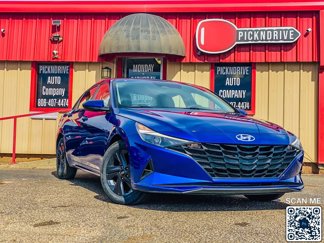 Used 2022 Hyundai Elantra SEL w/ Cargo Package image 1