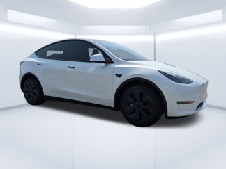 Used 2024 Tesla Model Y Long Range image 1