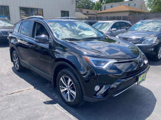 Used 2018 Toyota RAV4 XLE image 1