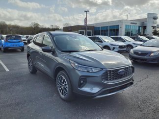 New 2025 Ford Escape SE image 1