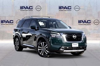 New 2025 Nissan Pathfinder Platinum image 1