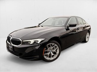 Used 2025 BMW 330i xDrive Sedan image 1