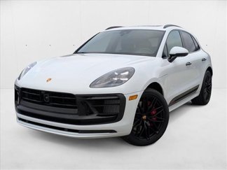 New 2026 Porsche Macan GTS image 1