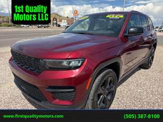 Used 2024 Jeep Grand Cherokee Altitude image 1