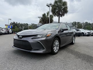 Used 2024 Toyota Camry LE image 1