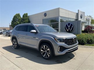 New 2025 Volkswagen Atlas SEL Premium R-Line image 1