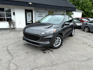 Used 2020 Ford Escape SE image 1