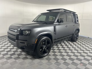 Used 2025 Land Rover Defender 110 V8 image 1