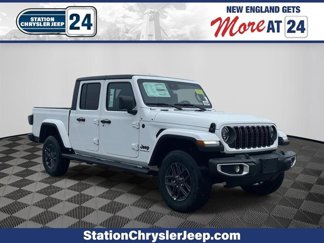 New 2025 Jeep Gladiator Sport video 1