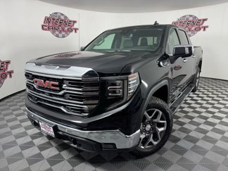 Used 2024 GMC Sierra 1500 SLT w/ SLT Premium Plus Package image 1