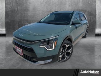 Used 2024 Kia Niro SX Touring image 1