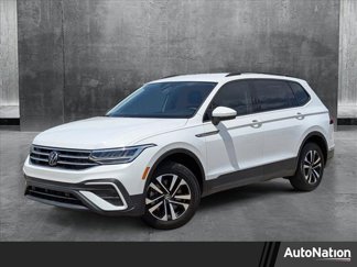 Used 2024 Volkswagen Tiguan S image 1