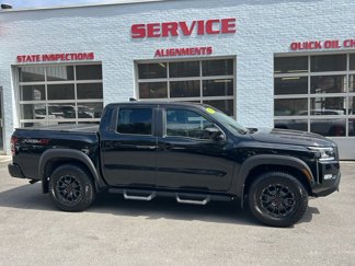 Used 2022 Nissan Frontier PRO-4X w/ Pro-4X Premium Package image 1