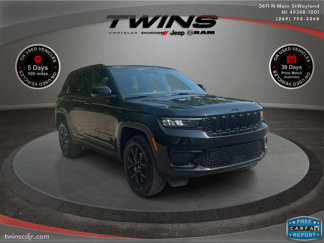 New 2025 Jeep Grand Cherokee Altitude image 1