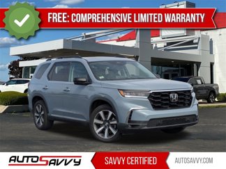 Used 2024 Honda Pilot Touring image 1