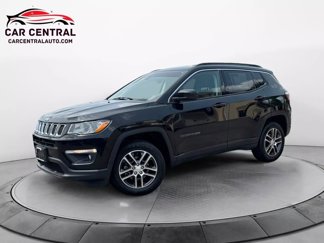 Used 2018 Jeep Compass Latitude w/ Popular Equipment Group image 1