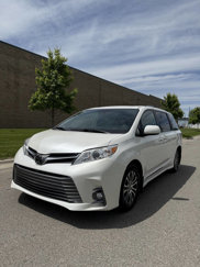 Used 2019 Toyota Sienna XLE Premium image 1
