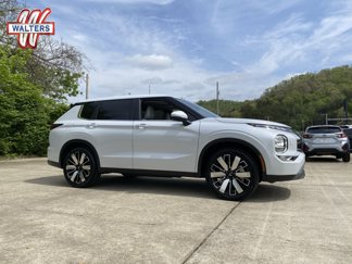 New 2025 Mitsubishi Outlander SE image 1