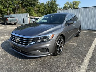 Used 2022 Volkswagen Passat 2.0T SE image 1