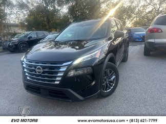 Used 2024 Nissan Rogue S image 1