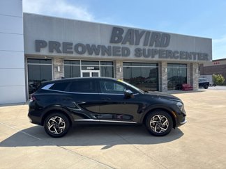 Used 2024 Kia Sportage LX image 1