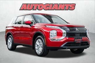 New 2025 Mitsubishi Outlander ES image 1