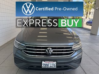 Certified 2024 Volkswagen Tiguan SE w/ Panoramic Sunroof Package image 1