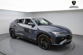 Used 2025 Lamborghini Urus SE image 1