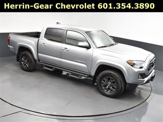 Used 2023 Toyota Tacoma SR5 video 1