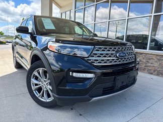 Used 2023 Ford Explorer Limited image 1