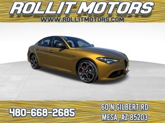 Used 2023 Alfa Romeo Giulia Veloce image 1