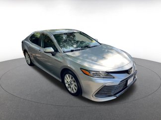 Used 2024 Toyota Camry LE image 1