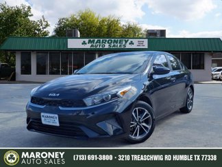 Used 2022 Kia Forte LXS image 1