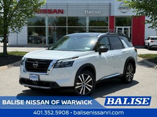 New 2025 Nissan Pathfinder Platinum image 1