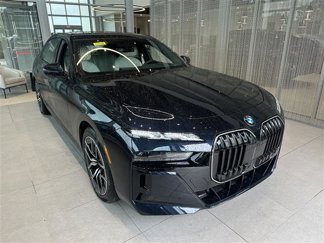 New 2025 BMW 760i xDrive w/ Executive Package image 1