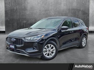 Used 2024 Ford Escape Active image 1