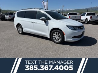Used 2020 Chrysler Voyager Lxi image 1