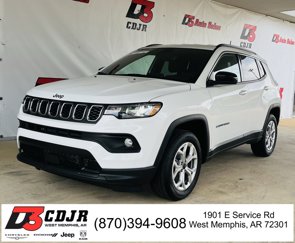 New 2025 Jeep Compass Latitude image 1