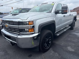 Used 2018 Chevrolet Silverado 2500 W/T image 1