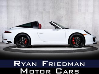 Used 2019 Porsche 911 Targa 4 GTS image 1
