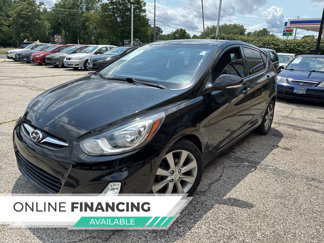 Used 2013 Hyundai Accent SE image 1
