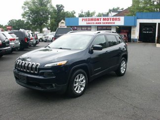 Used 2016 Jeep Cherokee Latitude w/ Cold Weather Group image 1
