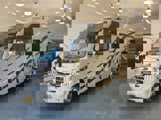 Used 2017 Ford E-450 and Econoline 450 Super Duty w/ A/C Prep Package image 1