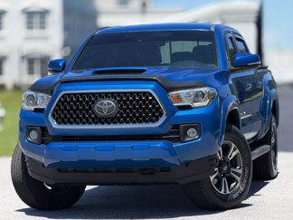 Used 2018 Toyota Tacoma TRD Sport image 1