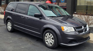 Used 2016 Dodge Grand Caravan SE w/ Quick Order Package 29E SE image 1