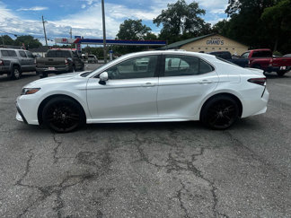 Used 2021 Toyota Camry XSE image 1