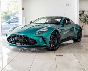 Used 2025 Aston Martin V8 Vantage Coupe image 1